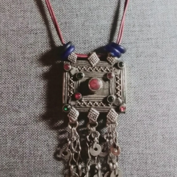 Kuchi Tribal Pendant Necklace w trade beads. - Picture 1 of 6